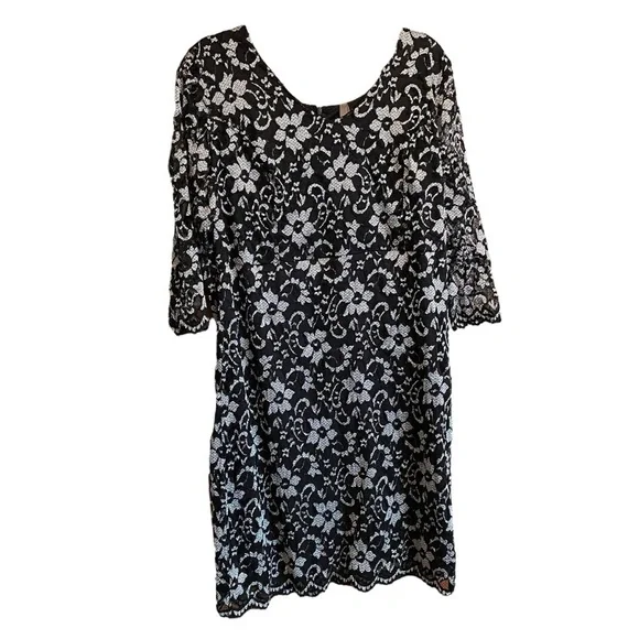 Pennington’s Cocktail Lace Floral Silver/White/Black Stretchy Dress-Size 1X - Picture 1 of 14